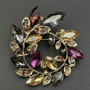 Yellow Gold with Multicolored Crystal Floral Leaf Wreath Pin Back Brooch